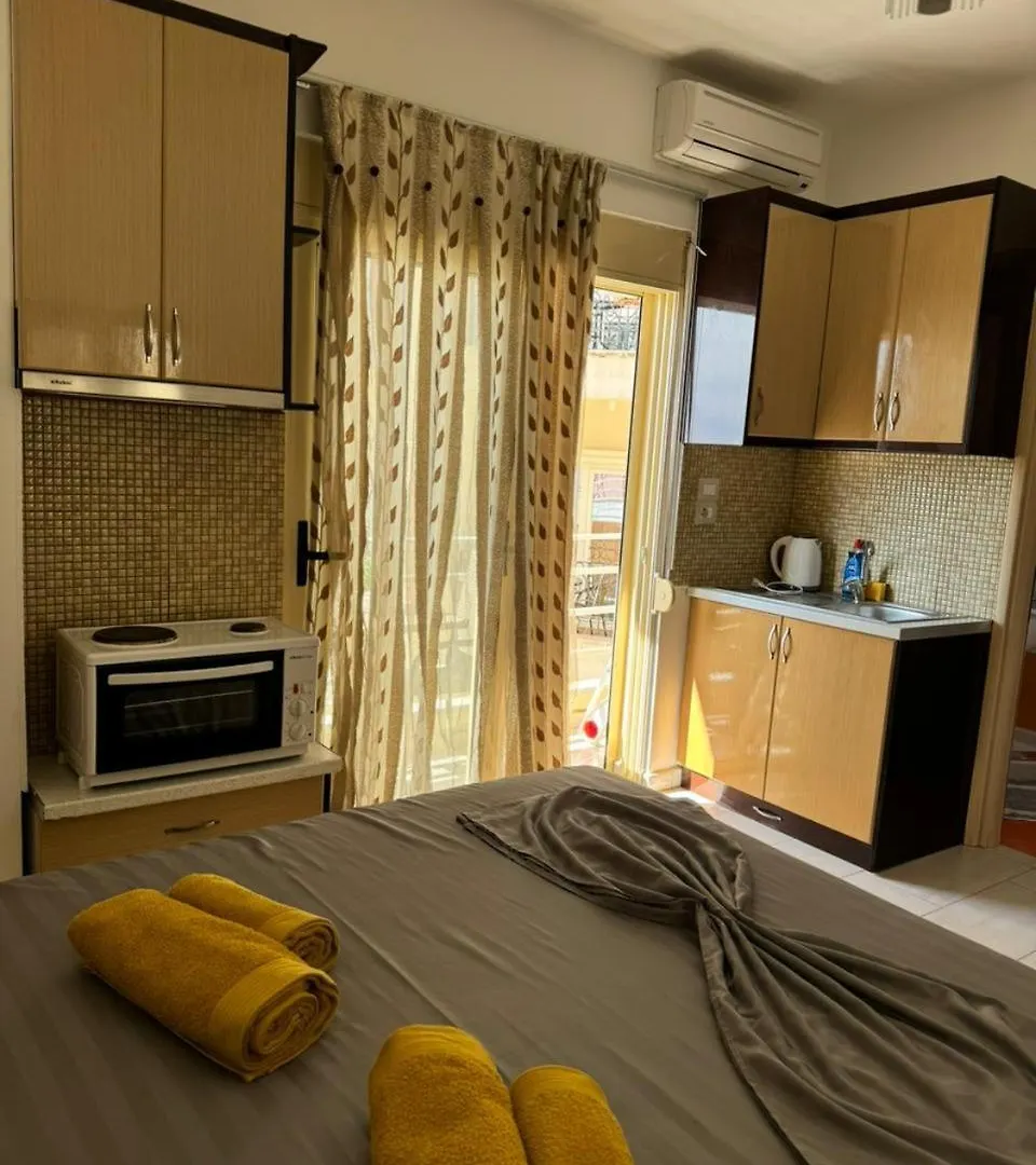 Michal'S Apartment Σαράντα